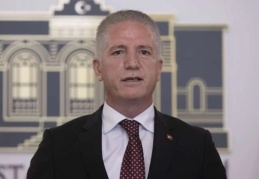 Yasaklarını İstanbul’a da götürdü!
