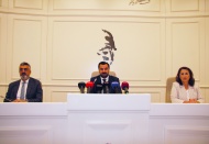 Bizler de yargı kararlarına uyuyoruz