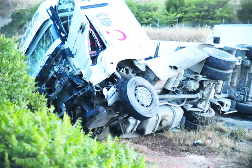 Gaziantep-Maraş yolunda denetim kaldırıldı, kazada 3 kişi yaşamını yitirdi