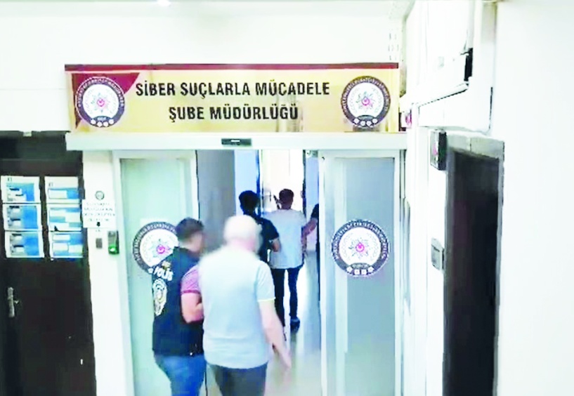 Siber suçlarla ilgili 4 kişi gözaltında