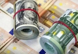 Faiz artırımı sonrası dövizde rekor: Dolar 25 lirayı, Euro 27 lirayı geçti!