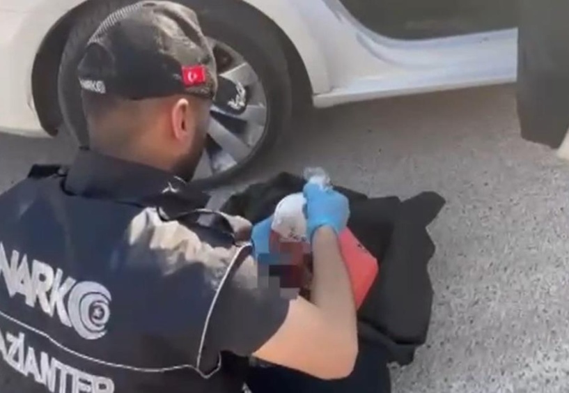 Meyve suyu kutusunda metamfetamin ele geçirildi