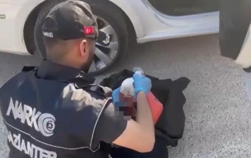 Meyve suyu kutusunda metamfetamin ele geçirildi