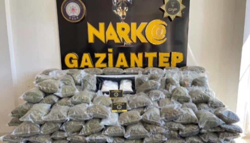 80 kilo 700 gram skunk ile 2 kilo 225 gram metamfetamin ele geçirildi