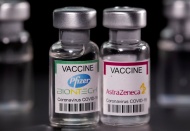 BioNTech ve AstraZeneca yarın hakim karşısına çıkıyor