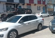 Husumetli aileler birbirine girdi, silahlı kavgada 3 kişi öldü