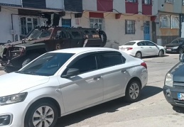 Husumetli aileler birbirine girdi, silahlı kavgada 3 kişi öldü