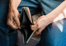 Asgari ücrette ciddi bir iyileşme göze görünse de gerçeklik, bu verinin tam tersi yönde