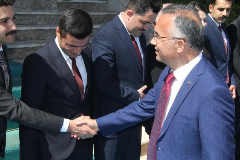 Kemal Çeber göreve başladı
