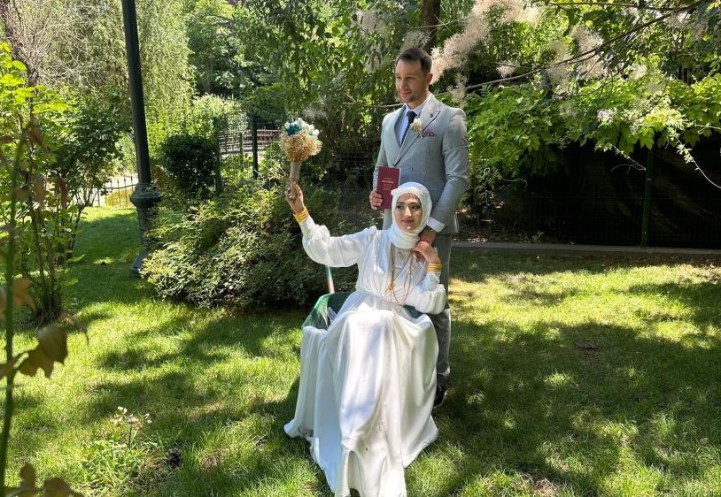 Çiftler, fotoğraf çekimi için doğal ortamı tercih ediyor