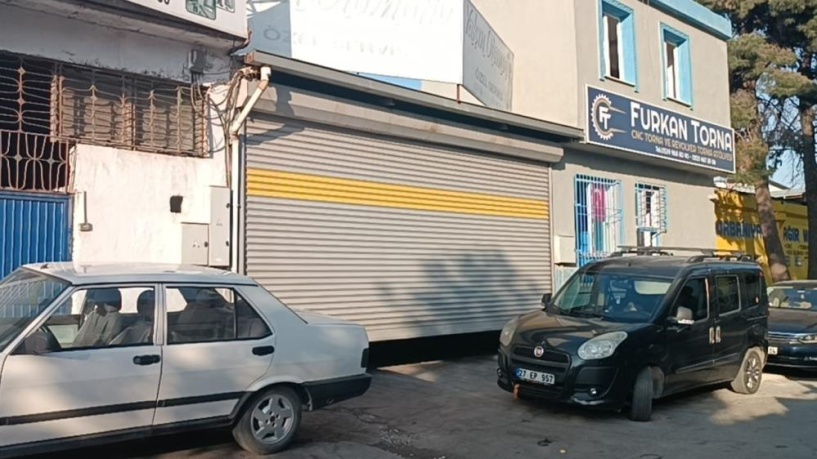 Oto tamircisi-müşteri kavgasında ağır yaralılar var