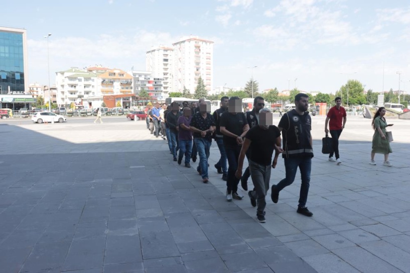 Akaryakıt kaçakçılığında 7 kişi tutuklandı