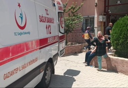 Asansör yere çakıldı, 5 kişi yaralandı