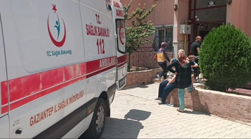 Asansör yere çakıldı, 5 kişi yaralandı