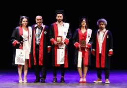 Bilim ve sanat bir kuşun iki kanadı gibidir, birinin eksikliği diğerini de etkiler