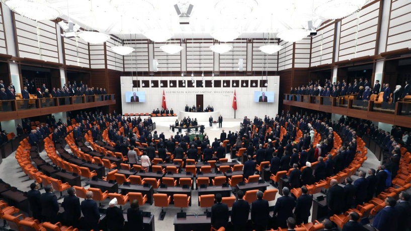 Emekli olursan 7500 lira, milletvekili emeklisi olursan 69 bin lira maaş