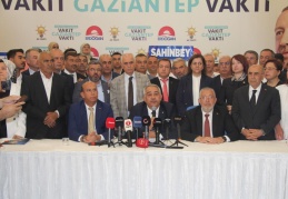 Yeni il başkanı çağrı yaptı: Gariban, ihtiyacı olan, hastası olan yardım isteyen AK Parti’ye gelsin