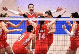 A Milli Kadın Voleybol Takımı İtalya'yı 3-0 mağlup ederek yarı finale yükseldi