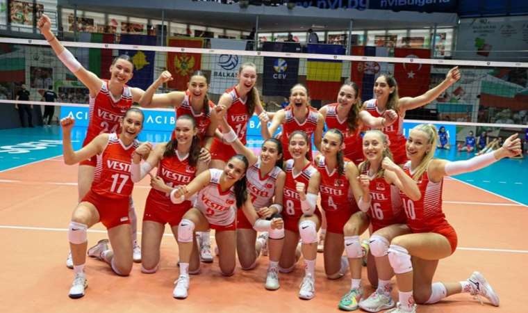 Genç milliler Bulgaristan'ı 3-1 yenerek finale çıktı