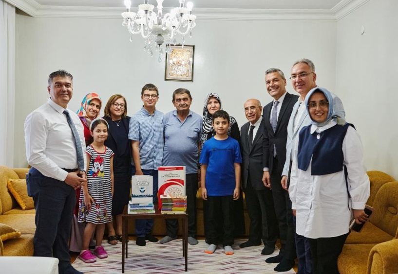 LGS’de tam puan alanlara tam altın