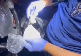 Şüpheli araçta uyuşturucu ele geçirildi