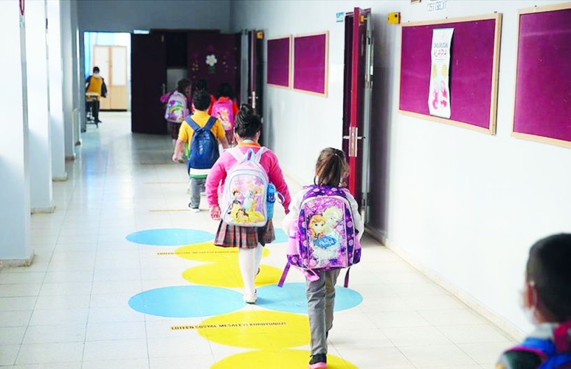 Çocuklarını okula göndermeyen ailelere yaptırım uygulayın