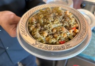 Tütsülenmiş, erken hasat buğdaydan yapılan firik pilavı farklı bir lezzet