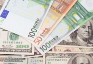 Euro 30’u Sterlin 35 lirayı geçti