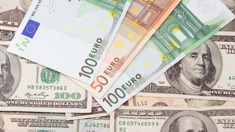 Euro 30’u Sterlin 35 lirayı geçti