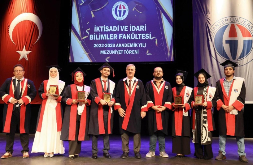 Maliyeden para politikalarına kadar önemli görevler üstlenecek altyapıya sahip oldular