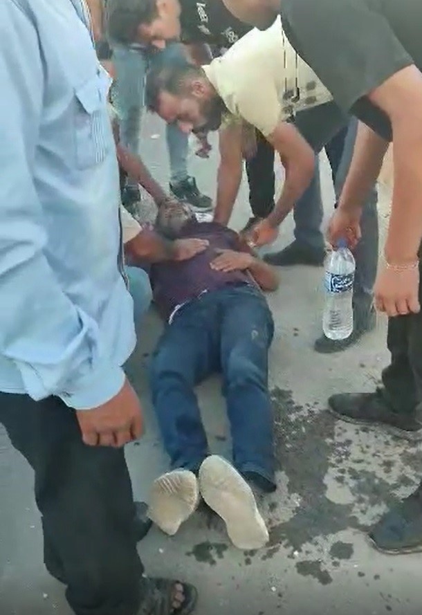 Kontrolden çıkan TIR devrildi, bir kişi yaralandı