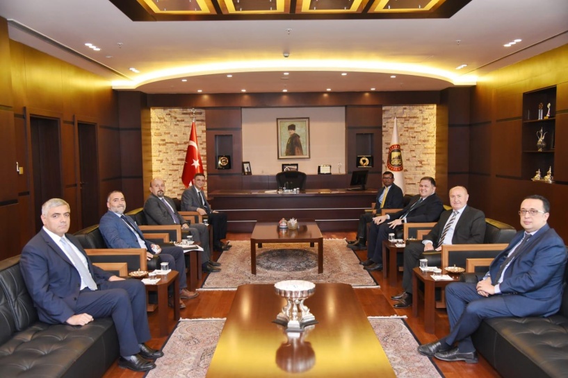 Hammadde fiyatlarındaki iniş çıkışlar ve tedarik sürelerinin uzaması maliyetleri olumsuz etkiliyor