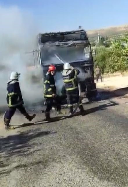 TIR alev alev yandı