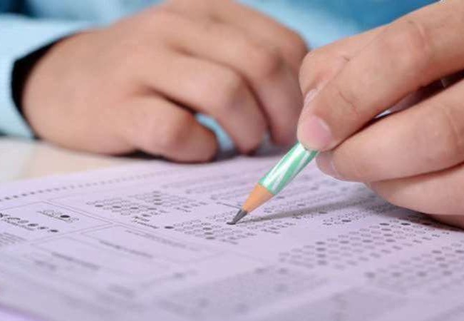 “Eğitimde yıllardır bir arpa boyu yol alınamadı”