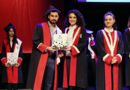 Kendilerinden ders aldığınız hocalarınızla artık meslektaşsınız