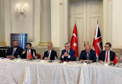 Mersin, Adana, Gaziantep  Hızlı Demiryolu inşaatını Rönesans Holding tamamlayacak