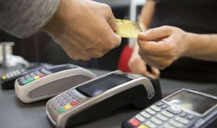 Kredi kartında aylık faiz oranı 2,89’a gecikme faizi ise yüzde 2,13’e yükseldi