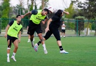 Mustafa Eskihellaç takımdan ayrı düz koşu yaptı
