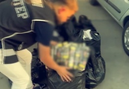 Gümrük kaçağı sigara ve alkole el konuldu