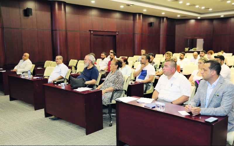 Uçak seferlerinin yetersizliği turizme büyük darbe vuruyor