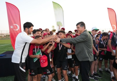 22 farklı takımdan 462 sporcu 48 maç yaptı