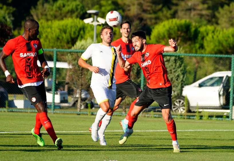 İstanbulspor ile 1-1 beraberlik