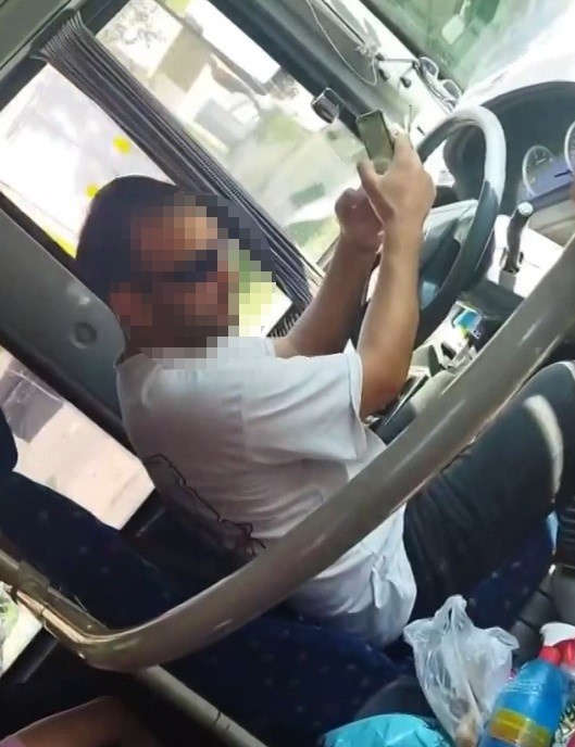 Halk otobüsü şoförü kural tanımadı