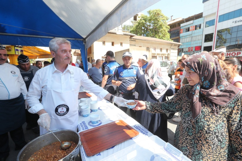 Aşure ikramı başladı
