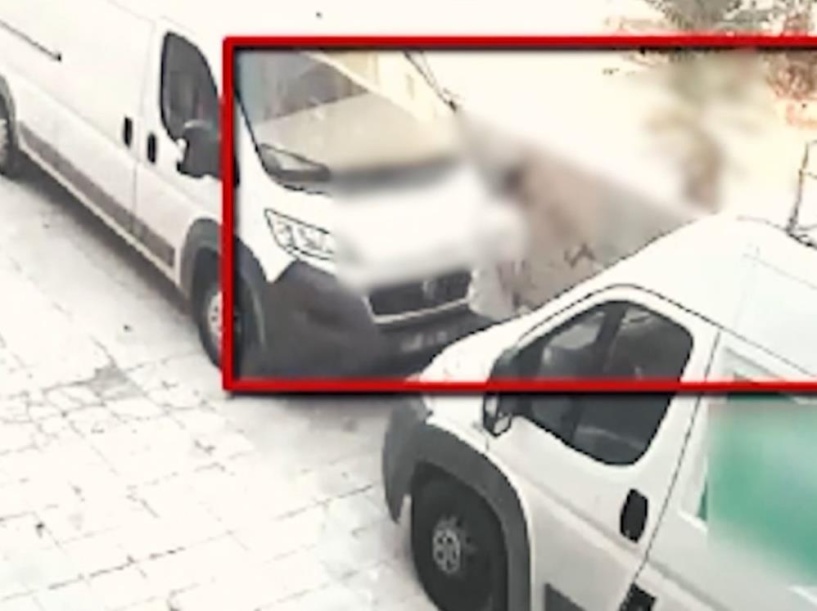 Park halindeki araçtan hırsızlık yaptı, tutuklandı