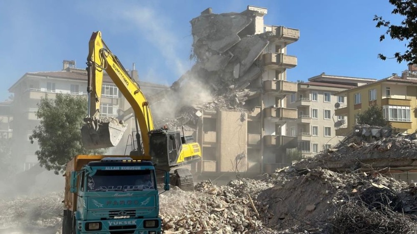 “Şehir içinde yıkım 4 ay sürecek”
