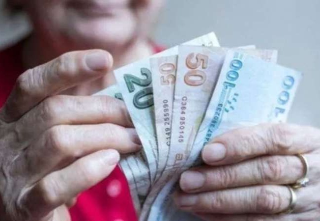 Maaş zamları buharlaştı, yok oldu