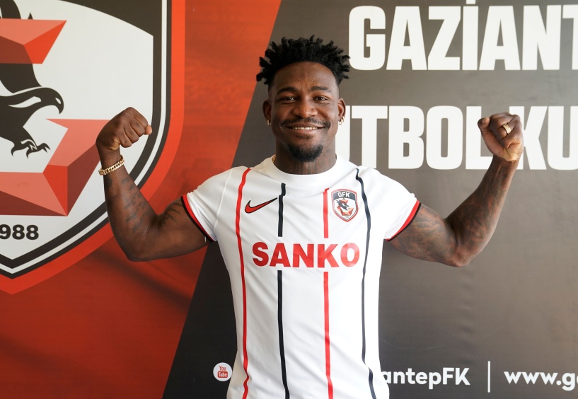 Hücum futbolcusu Riascos, Gaziantep FK’da