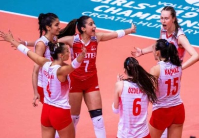 Türkiye U19 Milli Voleybol Takımı son 16 turuna yükseldi