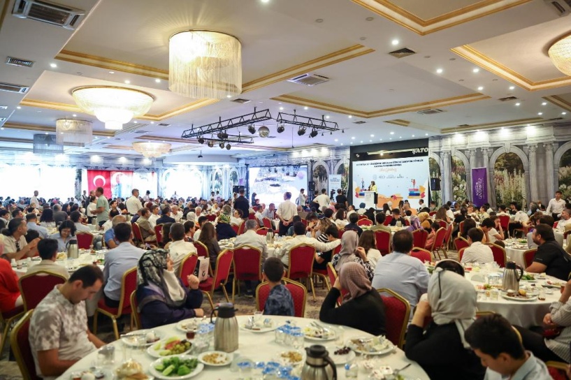 LGS’de derece alan öğrencilere para ve bisiklet